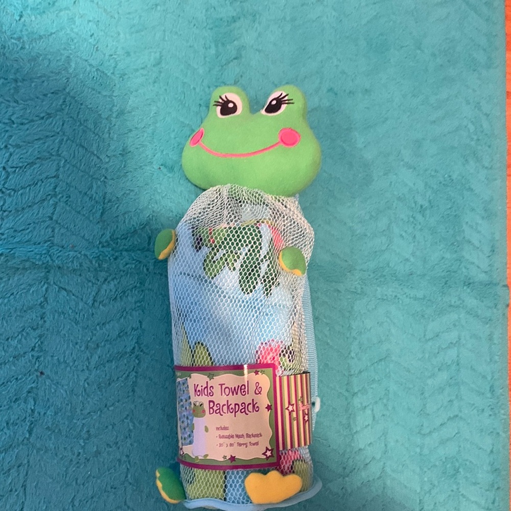 New towel and backpack set